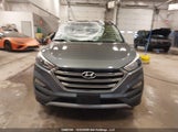 Hyundai Tucson Limited/Sport And Eco/Se KM8J3CA22JU797239 fotografie