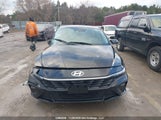 Hyundai Elantra Essential KMHLM4DG3SU095788 снимка