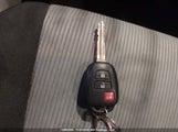 Toyota Prius C JTDKDTB30D1047700 снимка