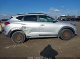 Hyundai Tucson Limited/Sport And Eco/Se KM8J33A48HU508957 fotografie