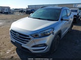 Hyundai Tucson Limited/Sport And Eco/Se KM8J33A48HU508957 fotografie