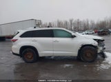 Toyota Highlander Xle 5TDJKRFH7FS102689 снимка