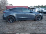 Tesla Model Y 7SAYGDEF9NF569184 fotografie