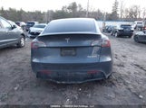 Tesla Model Y 7SAYGDEF9NF569184 fotografie