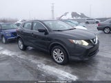 Nissan Qashqai JN1BJ1CP9JW104668 fotografie