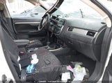 Mitsubishi Outlander Es JA4AZ2A31HZ604771 снимка