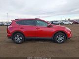 Toyota Rav4 Le 2T3BFREV9HW677166 снимка