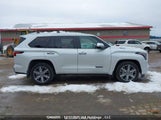Toyota Sequoia 7SVAAABAXRX045518 снимка
