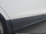 Chevrolet Equinox Ls 2GNAXREV9J6308759 снимка