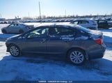 Honda Civic 2HGFB2F9XCH048547 fotografie