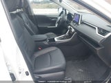 TOYOTA RAV4 XLE/WOODLAND EDITION 2T3RWRFV8RW****** снимка