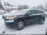 Toyota Highlander Xle 5TDJKRFH3FS183268 снимка