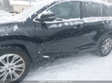 Toyota Highlander Xle 5TDJKRFH3FS183268 снимка
