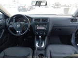 Volkswagen Jetta 2.5L Se 3VWDZ7AJ1BM302692 photo
