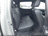 Toyota Tacoma Double Cab/Sr/Sr5/Trd Sport/Trd Off Road/Trd Pro 3TYCZ5AN7NT062711 photo