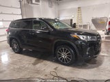 Toyota Highlander Se/Xle 5TDJZRFHXJS538201 снимка