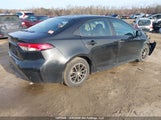 Toyota Corolla Le 5YFBPMBE1MP226192 снимка