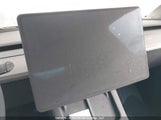 Tesla Model Y 7SAYGDEE4NF572338 снимка