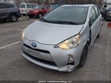 Toyota Prius C JTDKDTB31C1507641 снимка