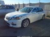 Honda Accord Touring 1HGCR2F99DA806862 снимка