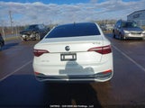 Volkswagen Jetta Highline 3VWGM7BU1RM022608 fotografie