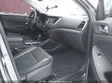 Hyundai Tucson Limited/Sport And Eco/Se KM8J3CA42JU771015 fotografie
