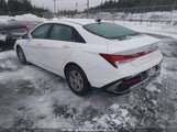 Hyundai Elantra Essential KMHLM4DG3SU926044 снимка