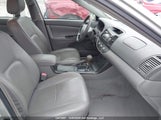 Toyota Camry Le/Xle/Se 4T1BE32KX5U559030 снимка