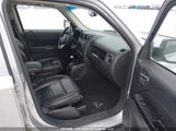 Jeep Patriot Latitude 1J4NF4GBXBD276582 снимка