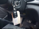 Hyundai Elantra 5NPD74LF1HH044768 снимка