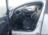 Volkswagen Golf Comfortline/Highline 3VWG57AU5MM010212 photo