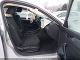 Volkswagen Passat S 1VWAS7A3XFC081559 снимка