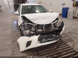 Toyota Corolla Le 2T1BURHE9EC092823 снимка