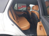 BMW X5 xDrive40I 5UXCR6C00N9J06676 photo