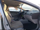 Honda Civic Lx 2HGFB2F44CH035538 fotografie