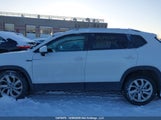 Volkswagen Taos 3VVLX7B27NM028030 fotografie