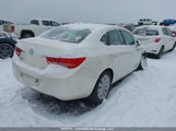 Buick Verano 1G4PP5SK4G4146096 fotografie