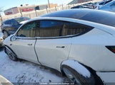 Tesla Model Y Long Range/Long Range Launch Series 7SAYGDEE4TF337581 снимка