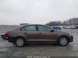 Volkswagen Jetta 2.0L Comfortline 3VWDK7AJ2DM419348 photo