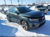 Volvo Xc40 B5 Plus Dark Theme YV4L12UC9T2669240 снимка