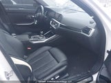 BMW 330I xDrive 3MW5R7J00N8C75168 fotografie