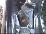 Toyota C-Hr Xle JTNKHMBX5K1050226 photo