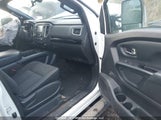 Nissan Titan Sv/Sl/Pro-4X/Plat Res 1N6AA1E50JN522298 fotografie