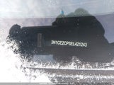 Nissan Versa 3N1CE2CP3EL421243 снимка
