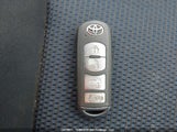 Toyota Yaris 3MYDLBYV2GY129685 снимка