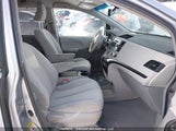 Toyota Sienna Le 5TDKK3DC9CS232395 снимка