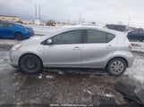 Toyota Prius C JTDKDTB3XE1072704 снимка