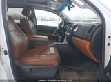 Toyota Tundra Limited 5.7L V8 5TBDV58127S481138 fotografie
