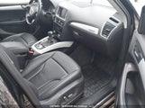 Audi Q5 3.0T Progressiv WA1C7AFP6HA018621 photo