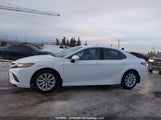 Toyota Camry L/Le/Xle/Se/Xse 4T1B11HK0JU121053 fotografie